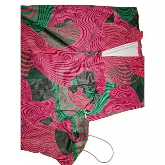 Pretty Little Things Plus Pink Abstract Print Cup Detail Midi Dress Size 16 $68 - Picture 12 of 16